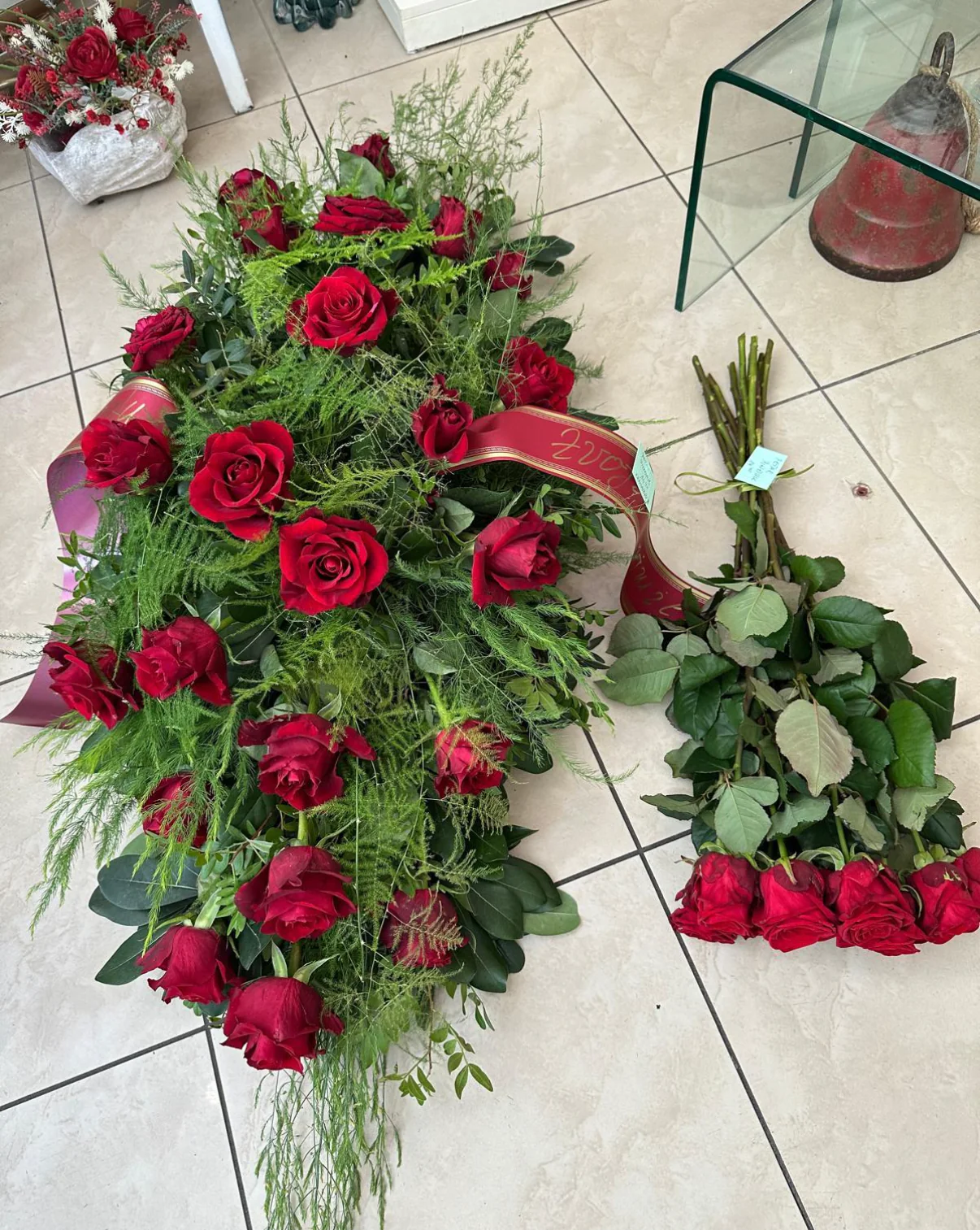 Cvjetni aranžmani  i vijenci - Pogrebno In Memoriam 